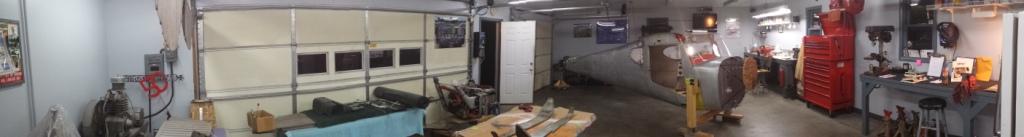 Galaxy 4 Panorama of the shop. New phone goofing around