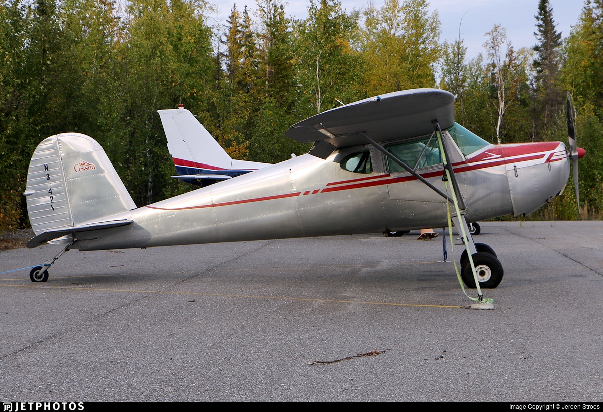 Cessna_140_15019.jpg
