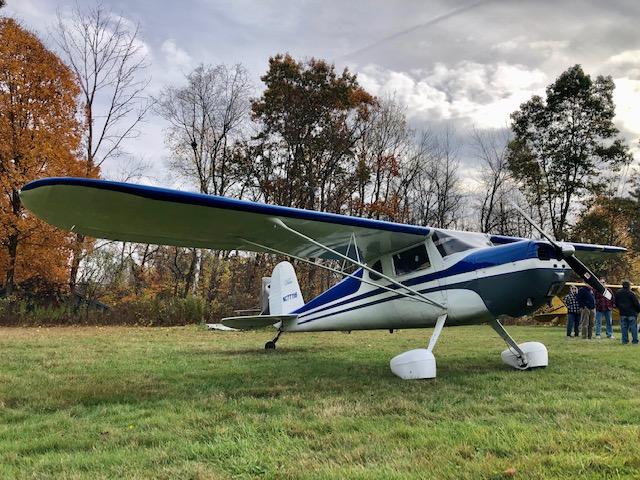 1946 Cessna 120 NC77116 at Waterbury N41