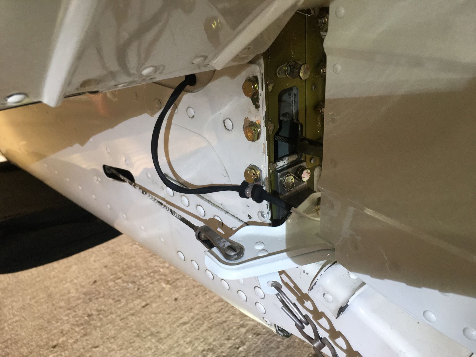 Cessna 140 rudder horn.JPG