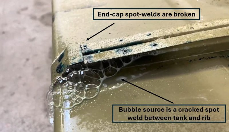 N76415 fuel tank crack check 1024.jpg