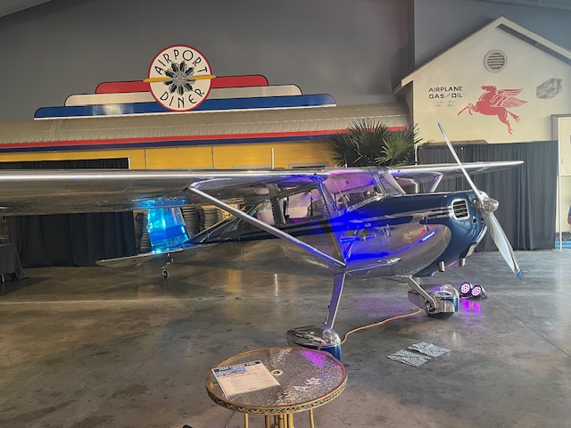 Tom Renaeu's "Lindy winner"