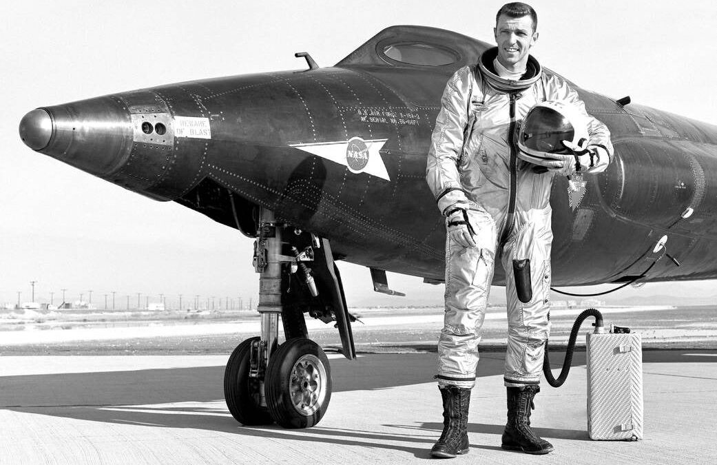 Astronaut Joe Engle Has Died at 91