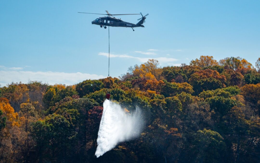 ​Autonomous Black Hawk Demonstration Fights Fire With Precision